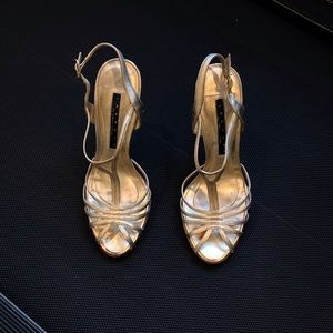 Laundry by Shelli  Segal all leather 4” heel, sz6m